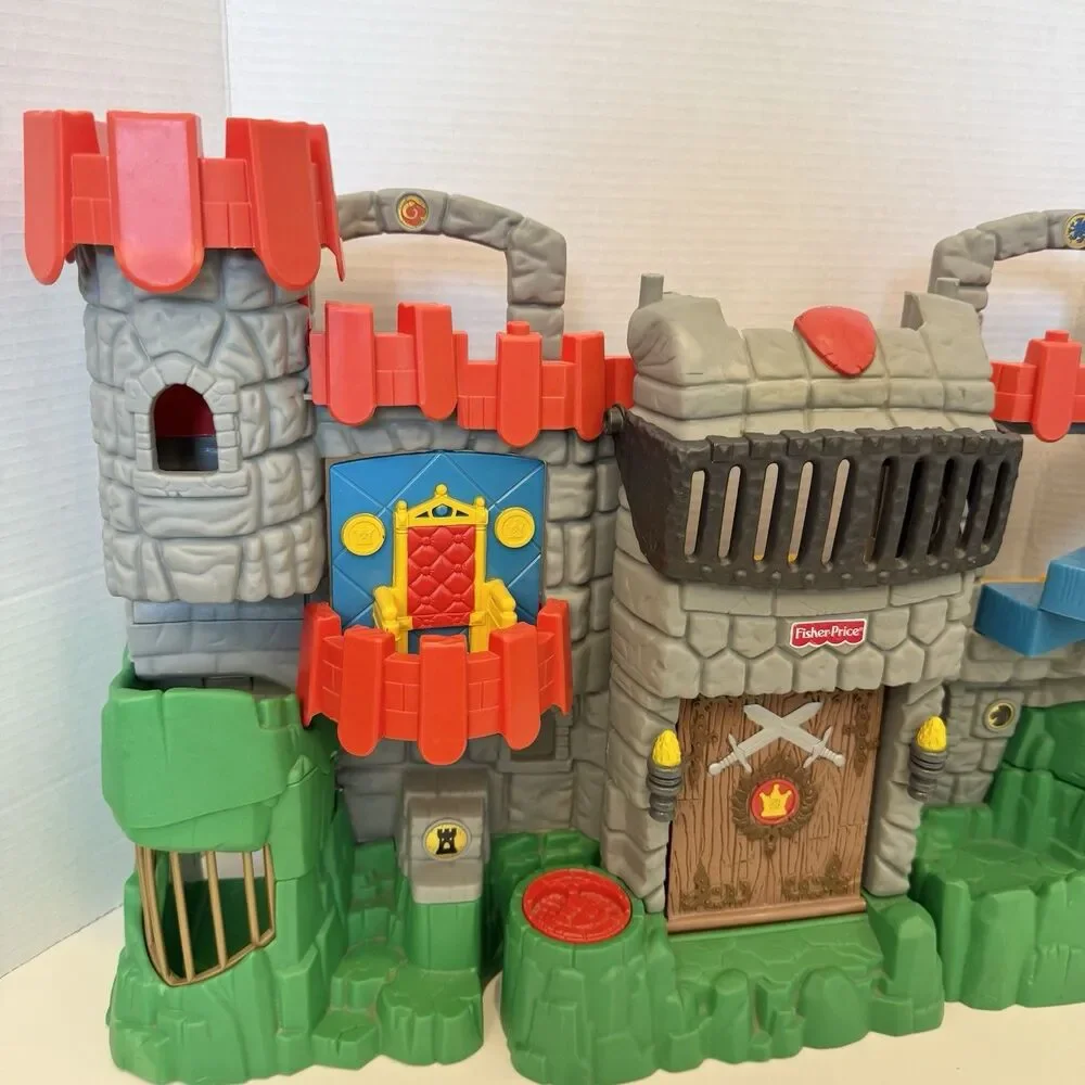 2005 Fisher-Price Imaginext Great Adventures Fold & Carry Castle (J5099)